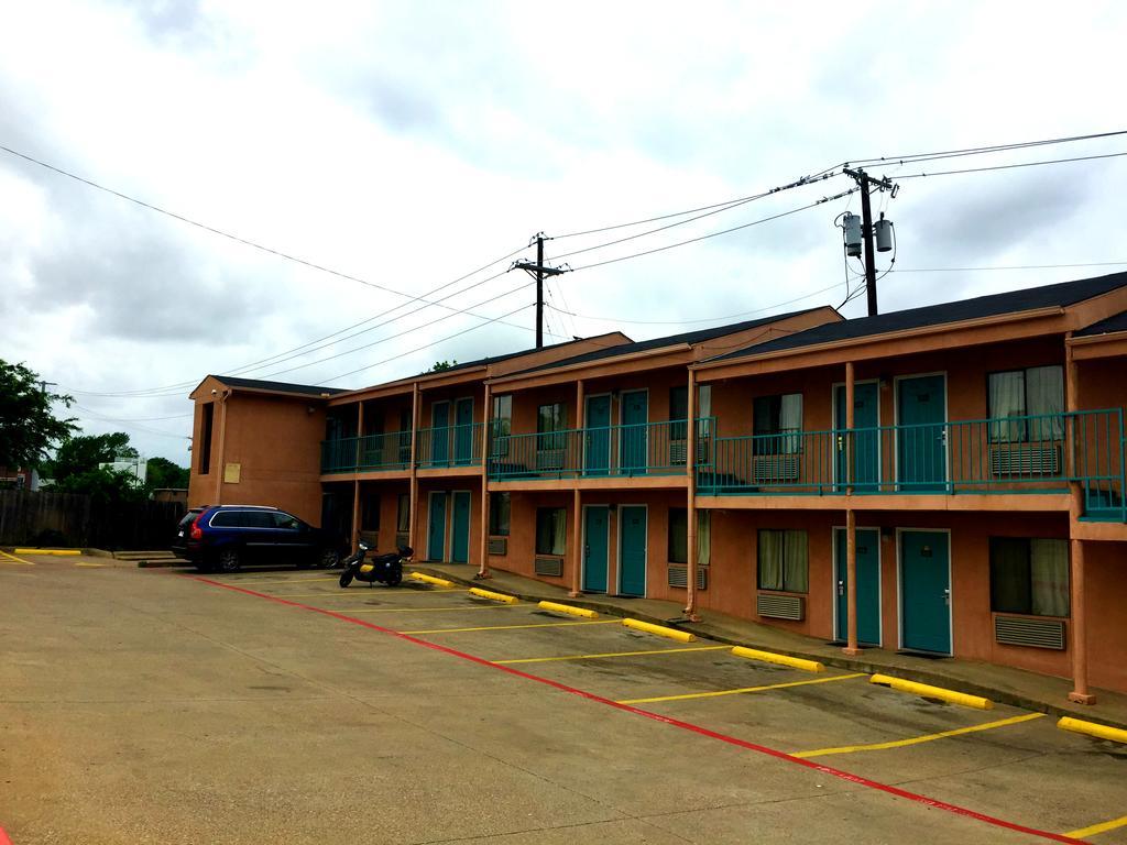 Crown Inn Grand Prairie Exterior foto